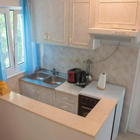 Pearl Apartament *