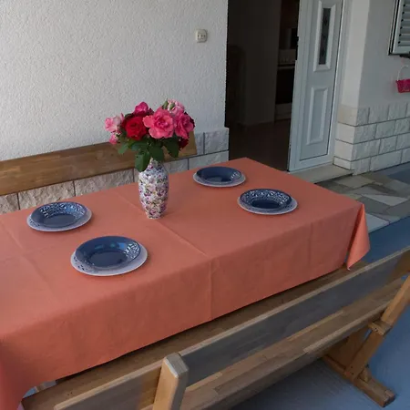 Pearl Apartament *